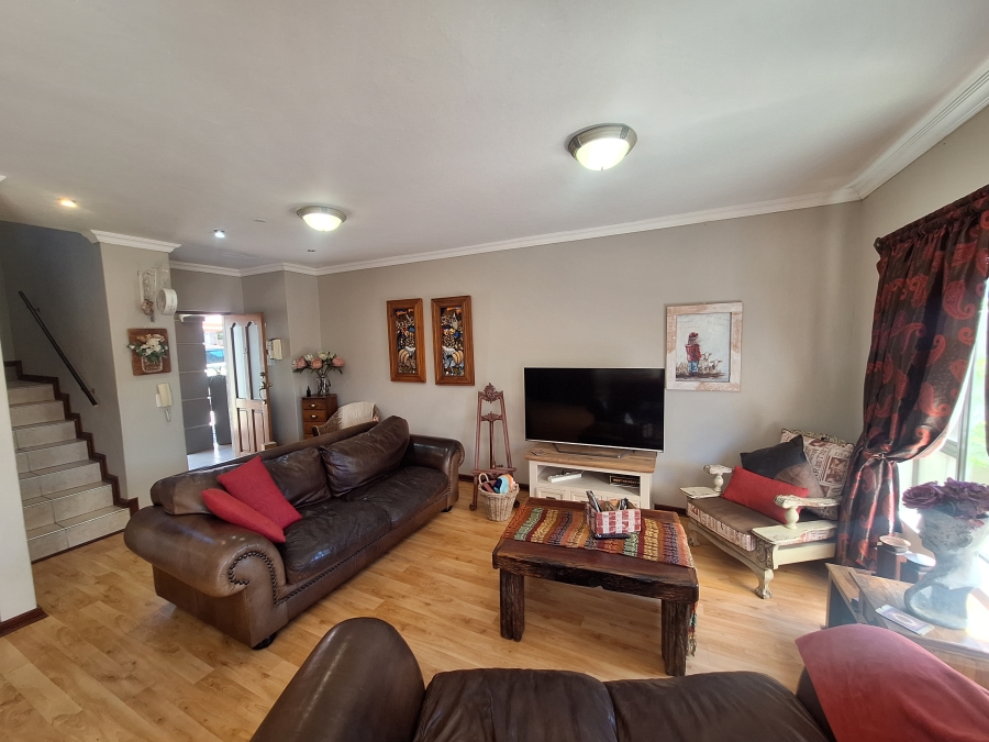 2 Bedroom Property for Sale in Ferreira Town Eastern Cape